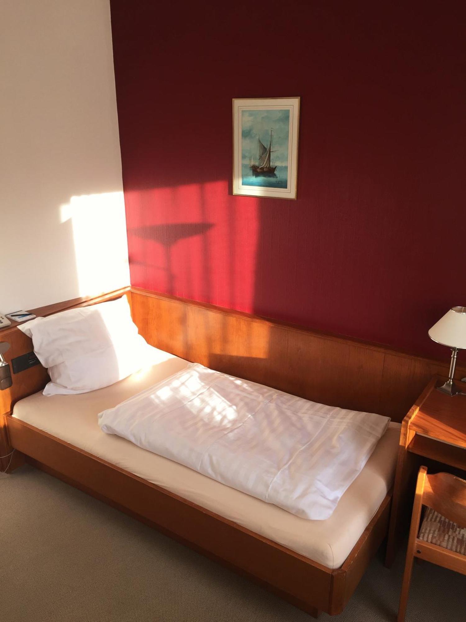 בון Hotel Ambassador מראה חיצוני תמונה