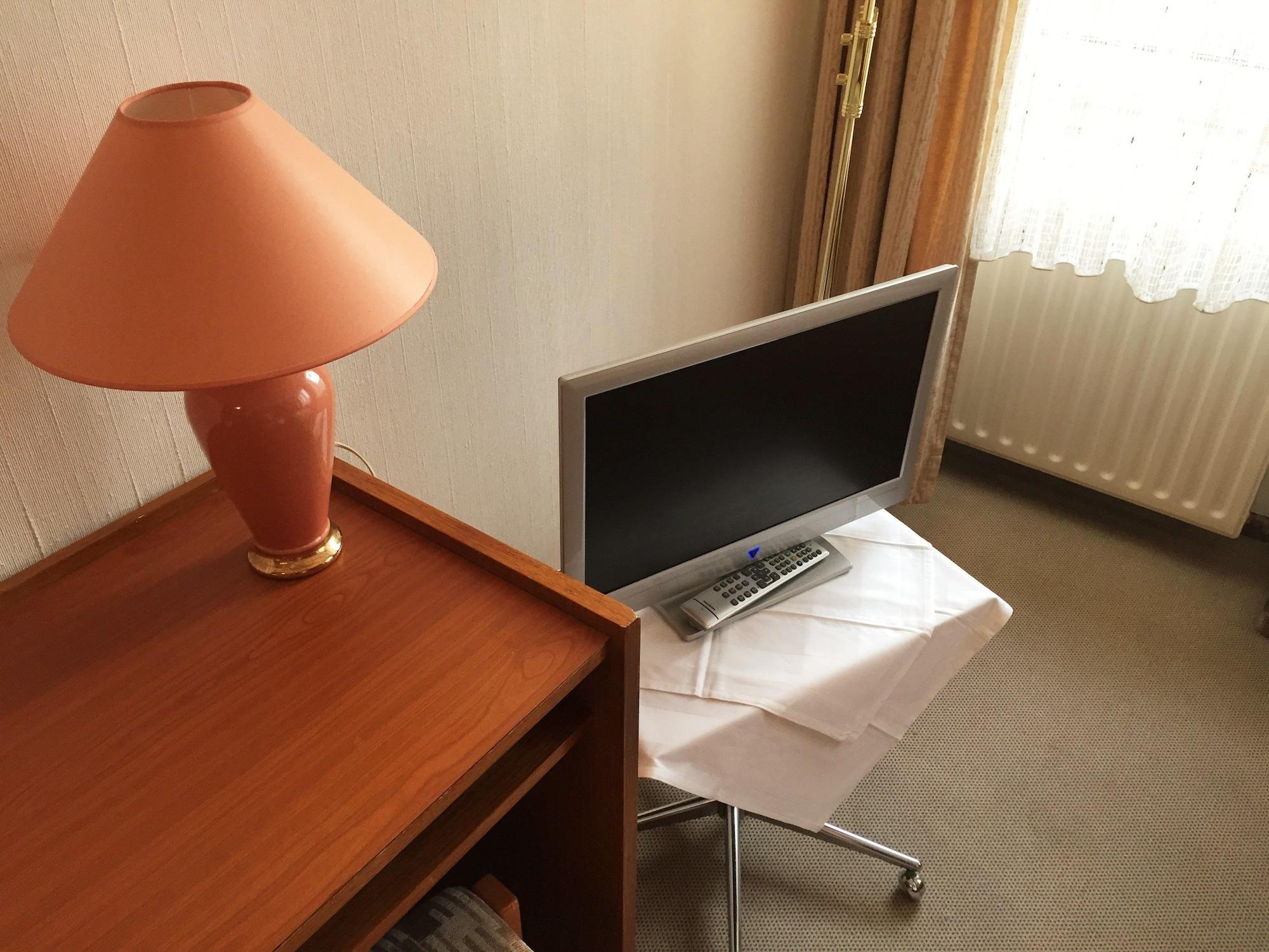 בון Hotel Ambassador מראה חיצוני תמונה