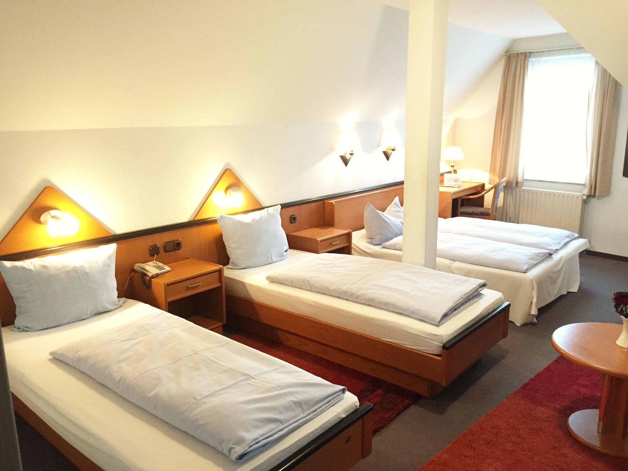 בון Hotel Ambassador מראה חיצוני תמונה