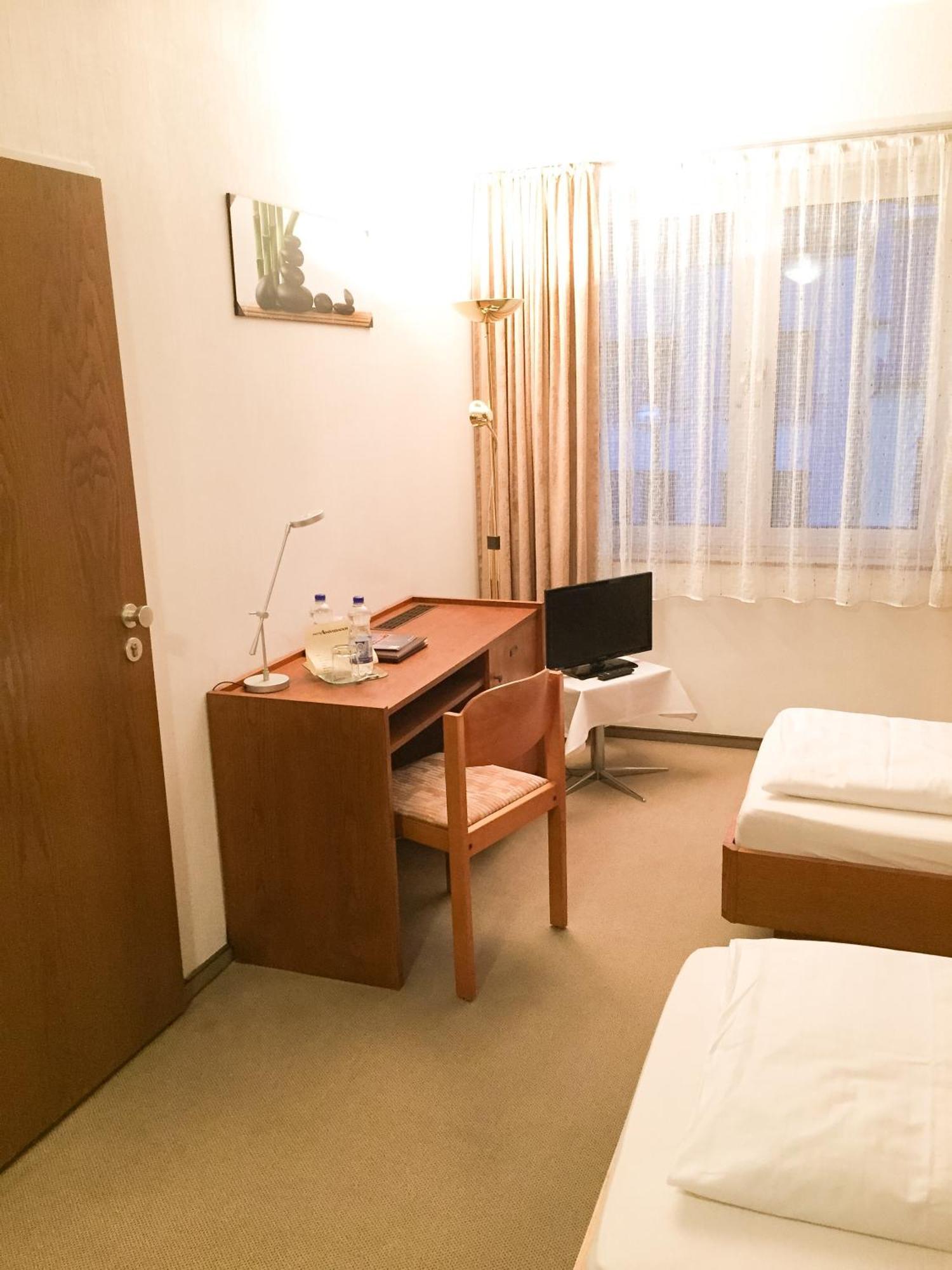 בון Hotel Ambassador מראה חיצוני תמונה