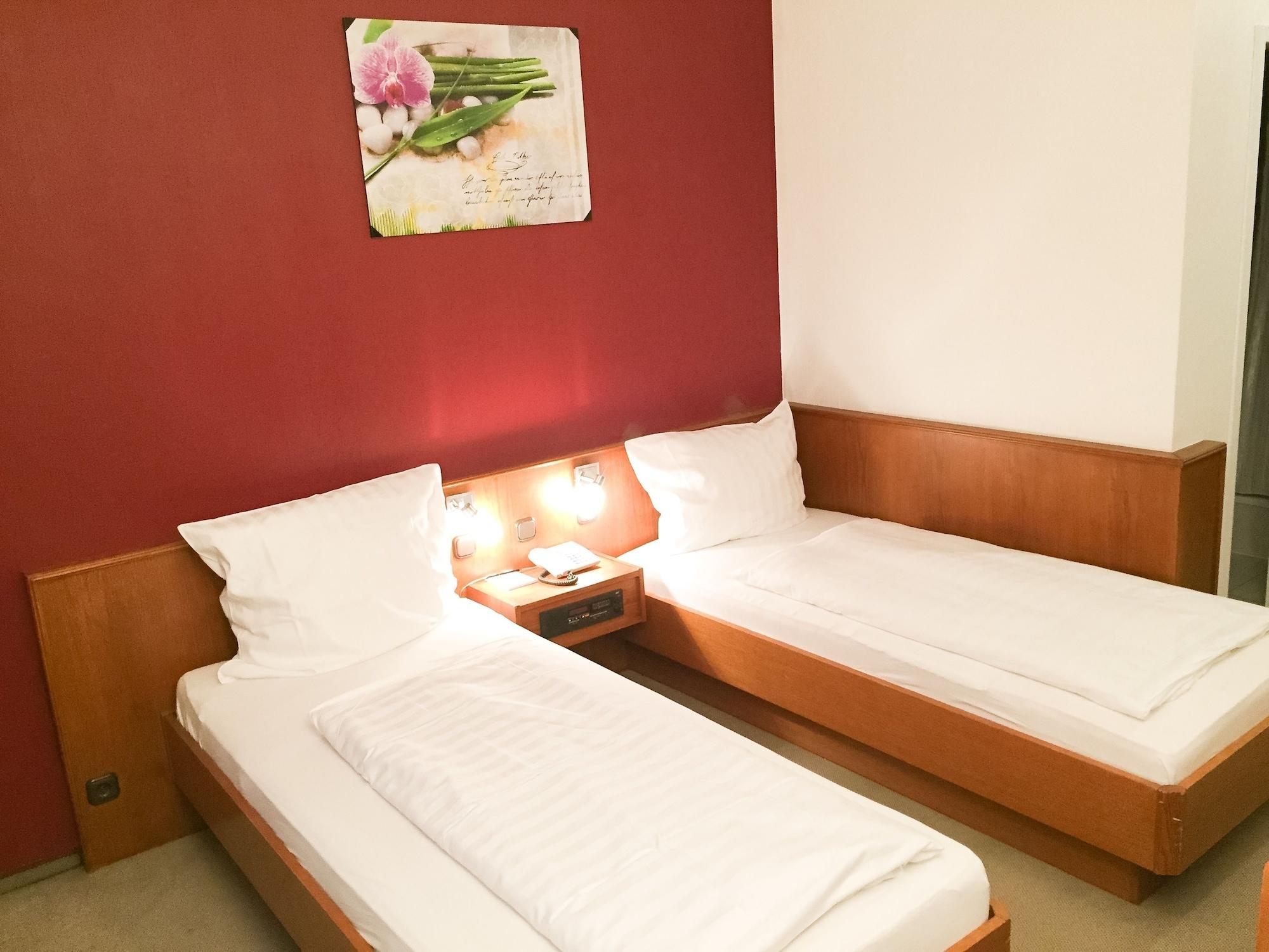 בון Hotel Ambassador מראה חיצוני תמונה