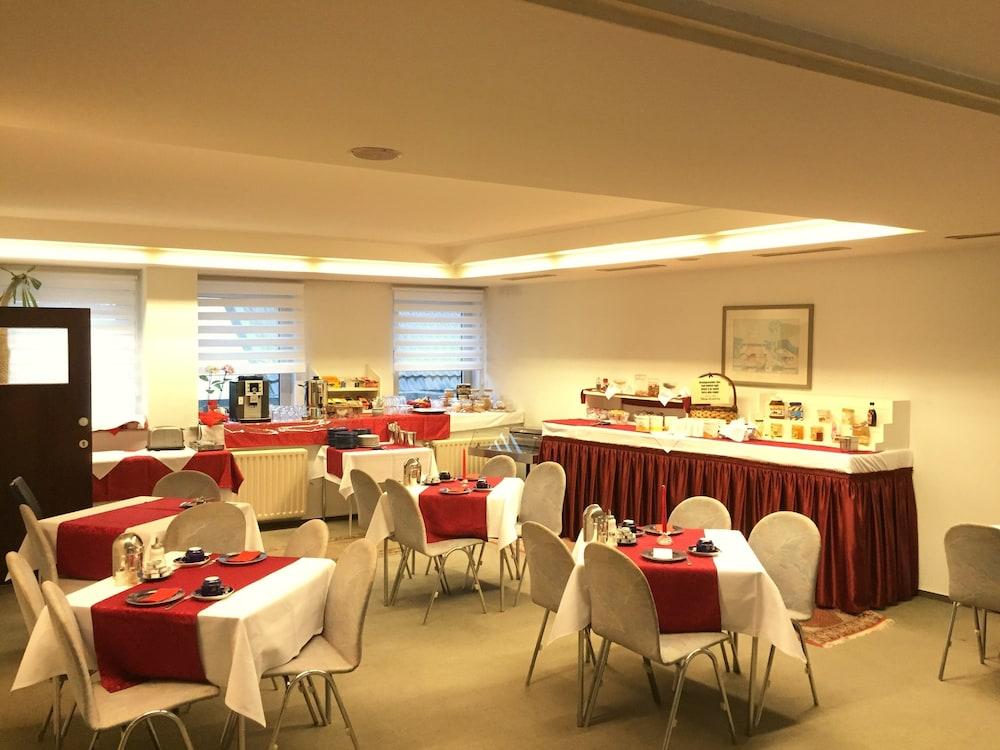 בון Hotel Ambassador מראה חיצוני תמונה