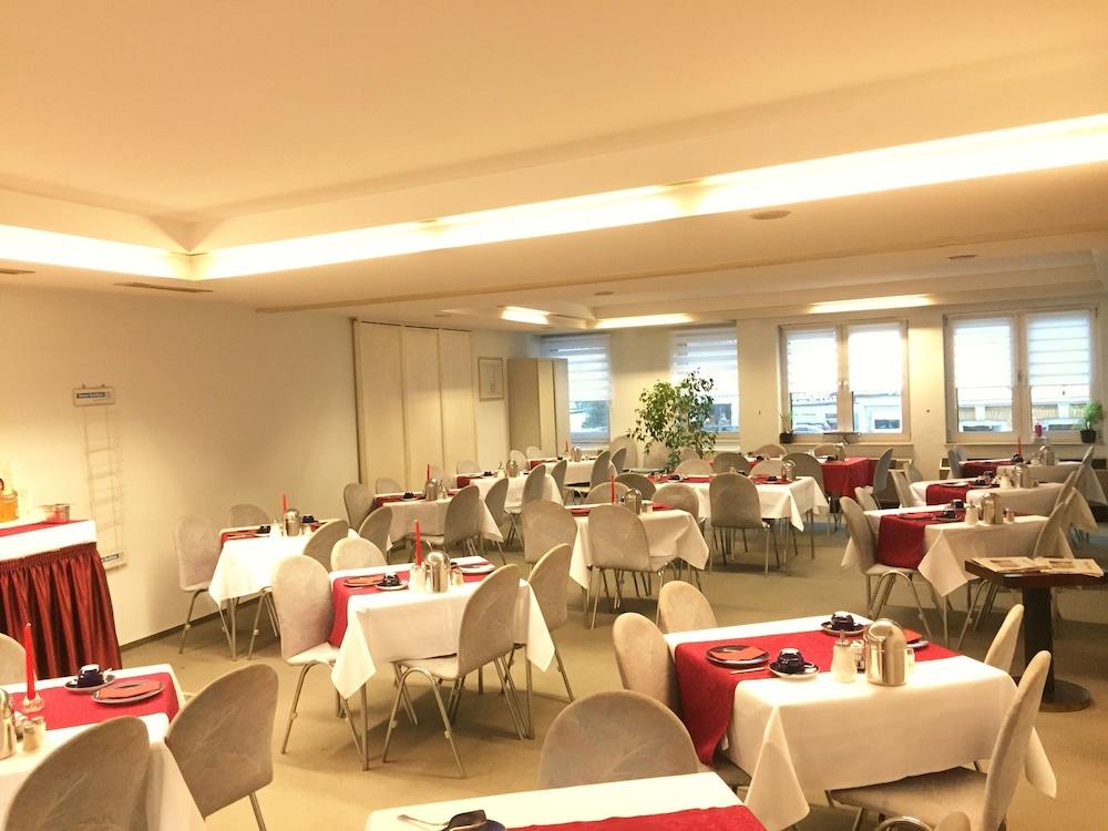 בון Hotel Ambassador מראה חיצוני תמונה