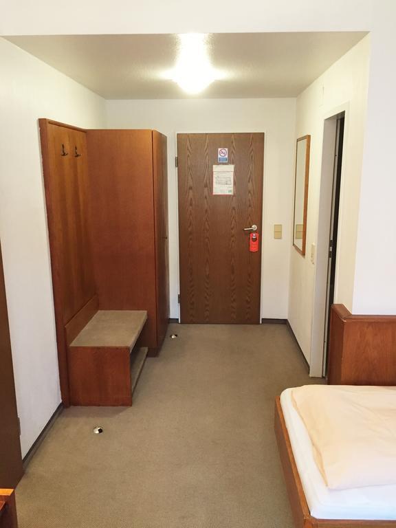 בון Hotel Ambassador חדר תמונה