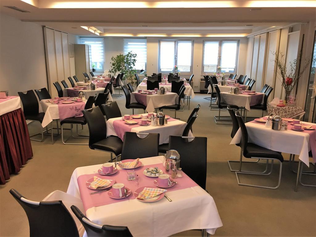 בון Hotel Ambassador מראה חיצוני תמונה